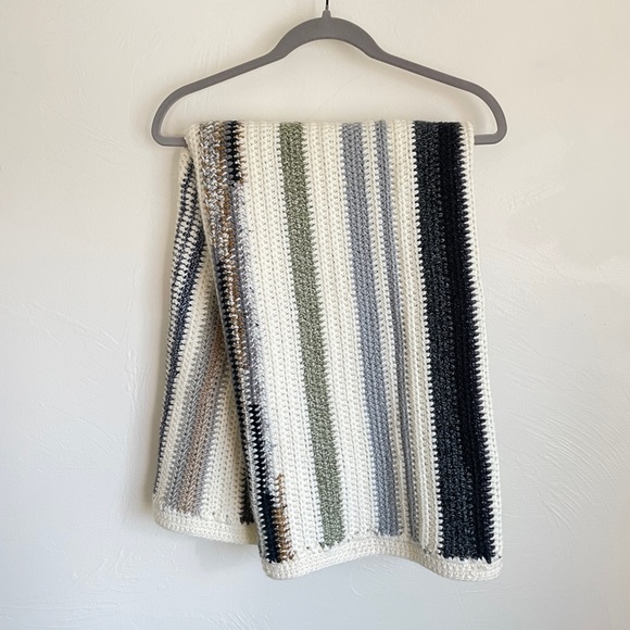 Crochet Multicolor Throw - Picture 5 of 5